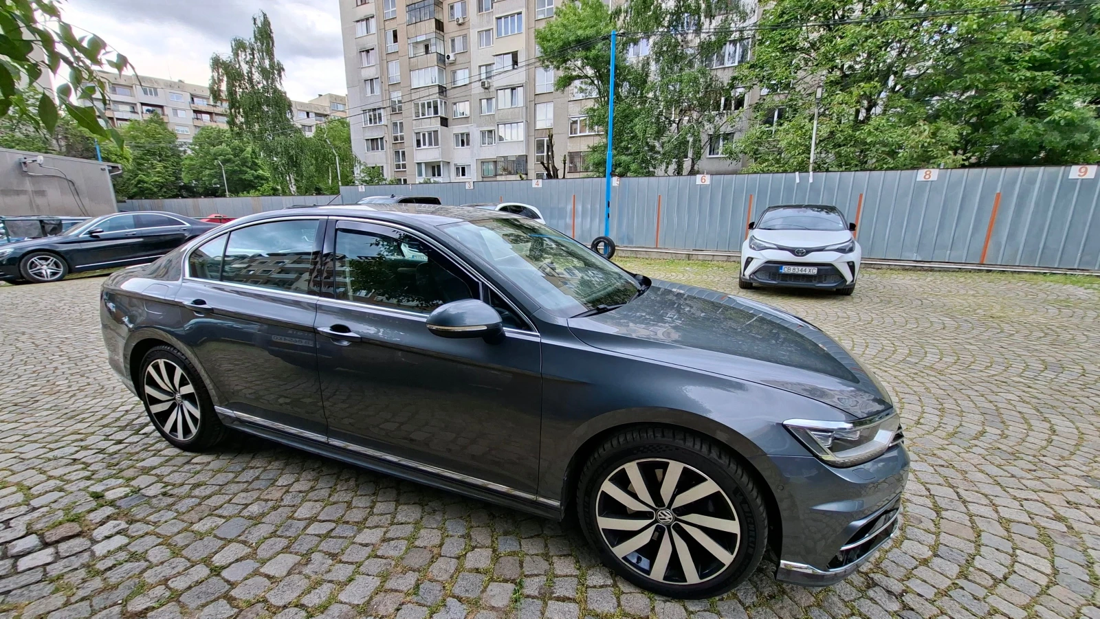 VW Passat R-Line 1.8 TSI 180 hp., снимка 4 - Автомобили и джипове - 54616097
