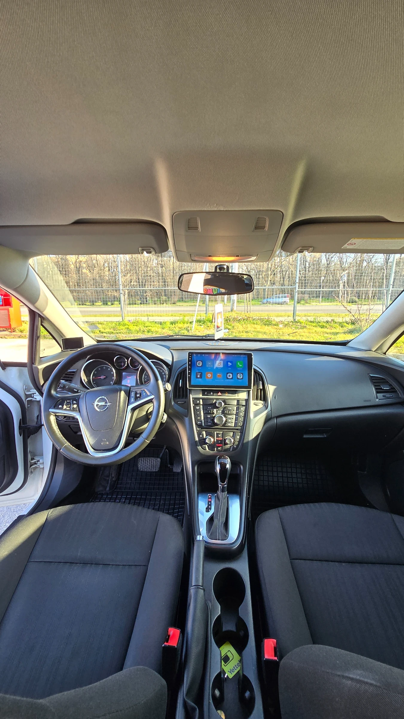 Opel Astra 1.4, снимка 12 - Автомобили и джипове - 54870638