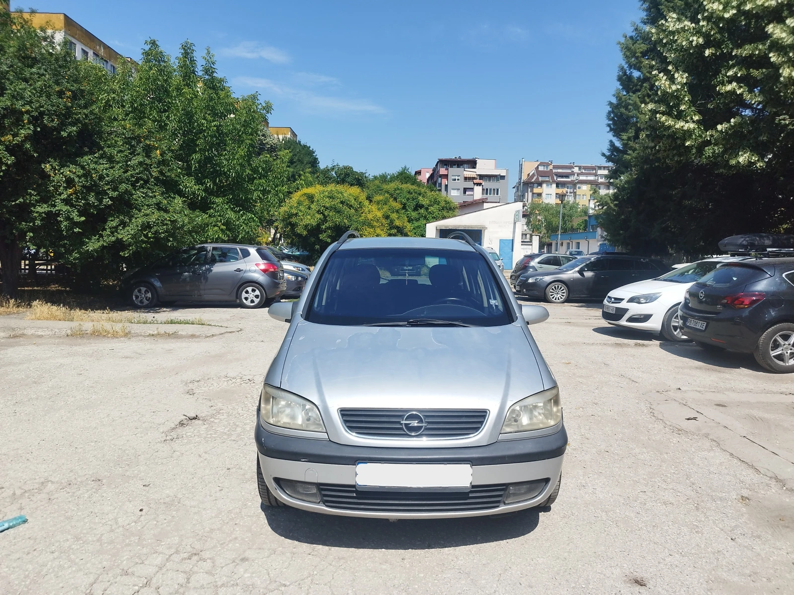 Opel Zafira, снимка 2 - Автомобили и джипове - 55123312
