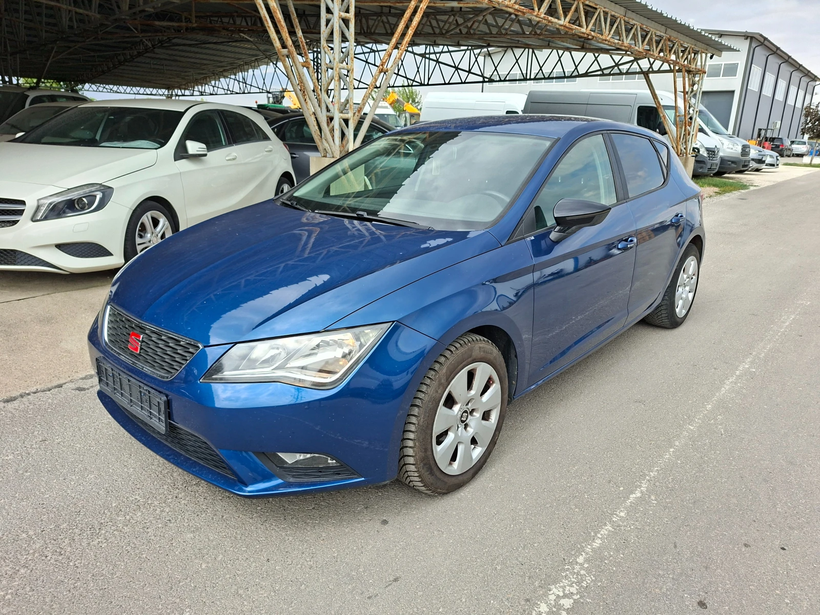 Seat Leon 1.6-TDI 105кс., снимка 5 - Автомобили и джипове - 55651543