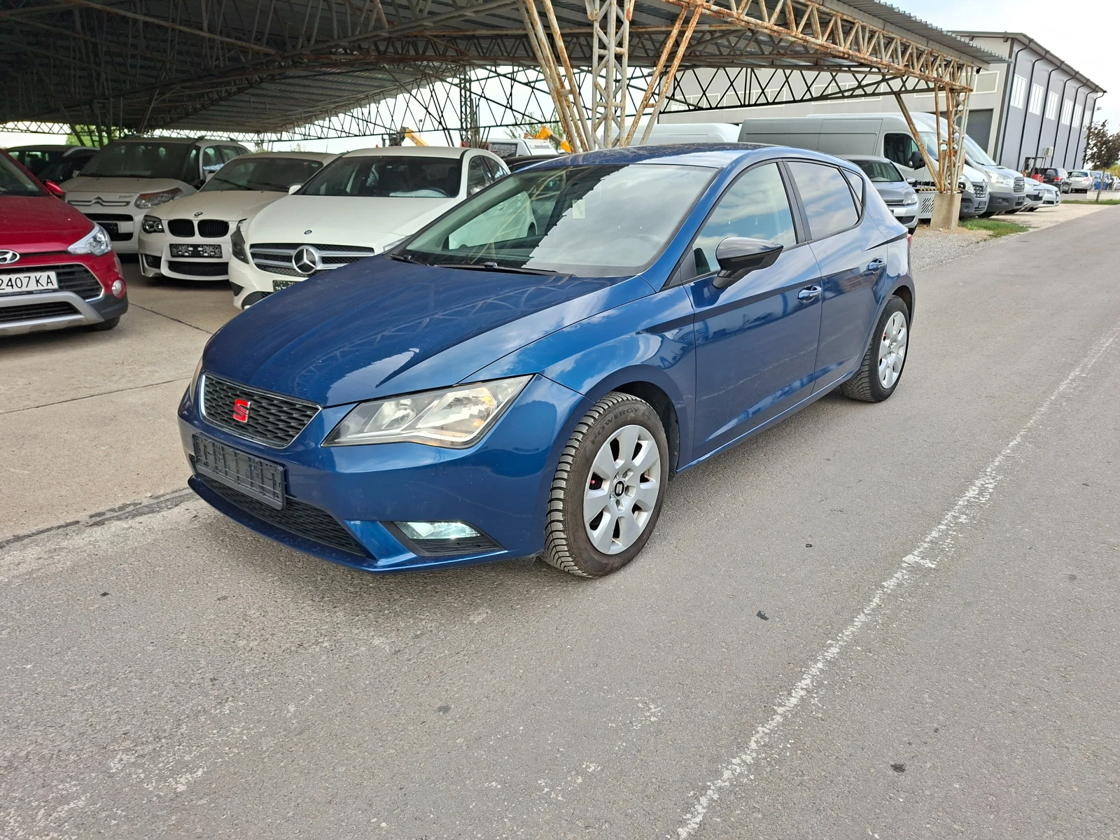 Seat Leon 1.6-TDI 105кс., снимка 1 - Автомобили и джипове - 55651543