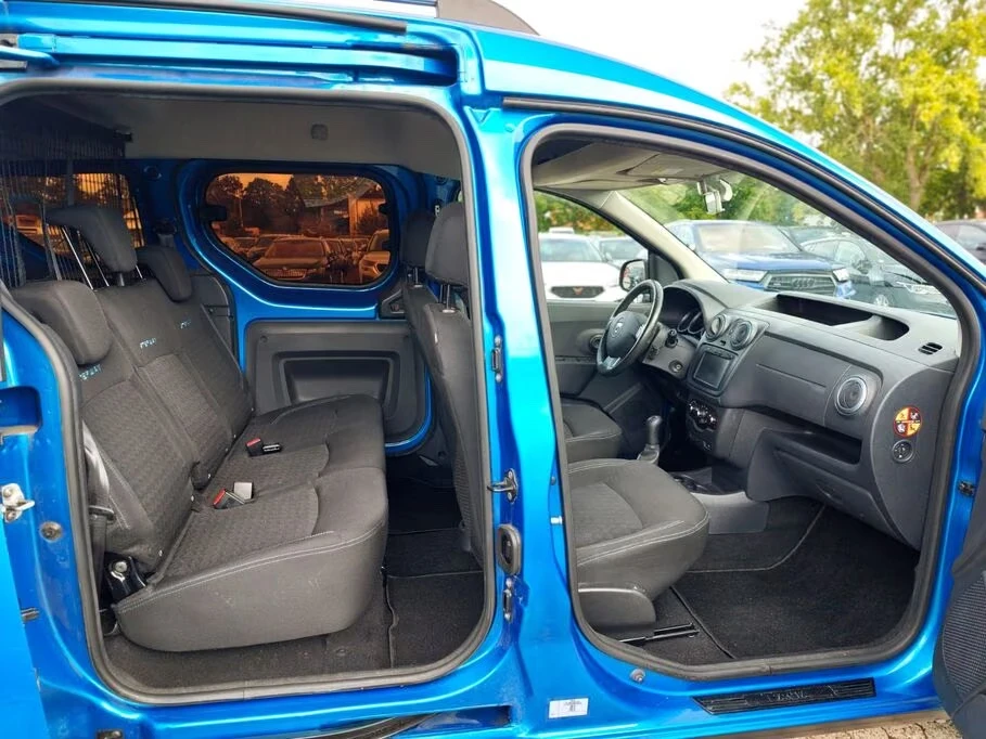 Dacia Dokker Stepway 1.2 TCe, снимка 8 - Автомобили и джипове - 55874452