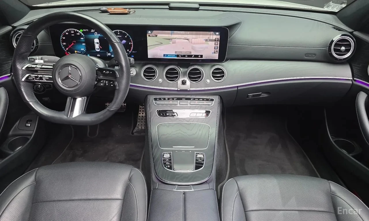 Mercedes-Benz E 220 * ДИСТРОНИК * ОБДУХВАНЕ * BURMESTER * АВТОКРЕДИТ, снимка 9 - Автомобили и джипове - 56083998
