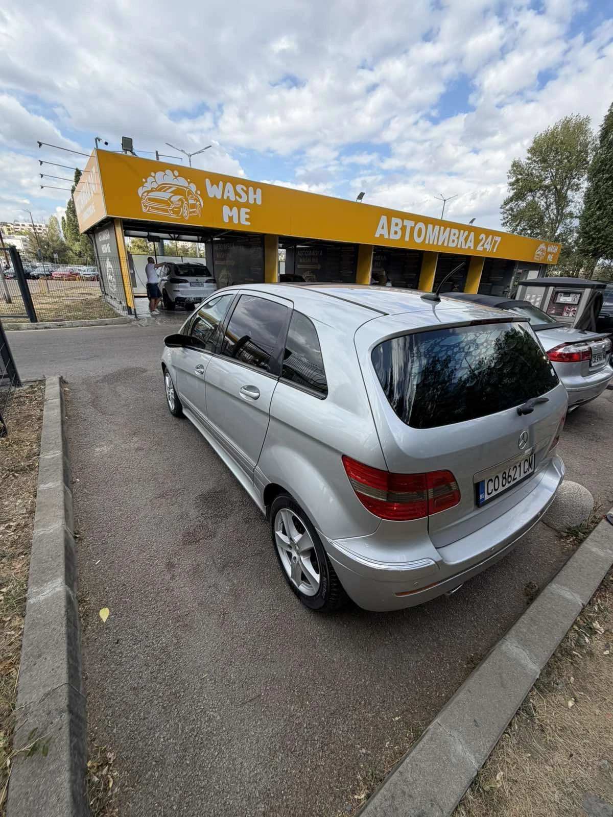 Mercedes-Benz B 180, снимка 3 - Автомобили и джипове - 56212073