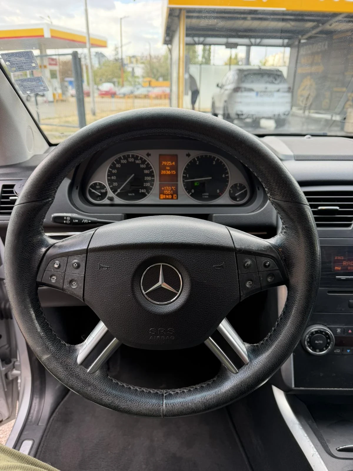 Mercedes-Benz B 180, снимка 6 - Автомобили и джипове - 56212073