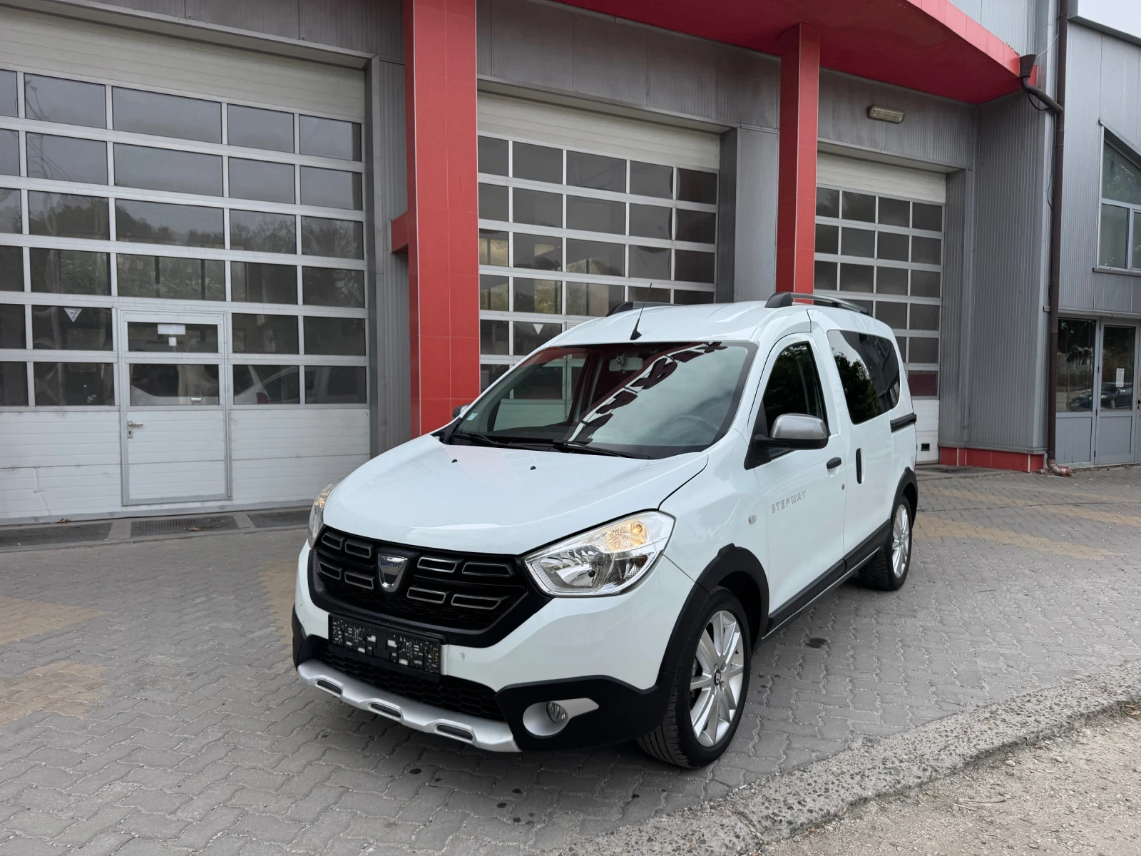 Dacia Dokker 1.3 Stepway ПЕРФЕКТНА