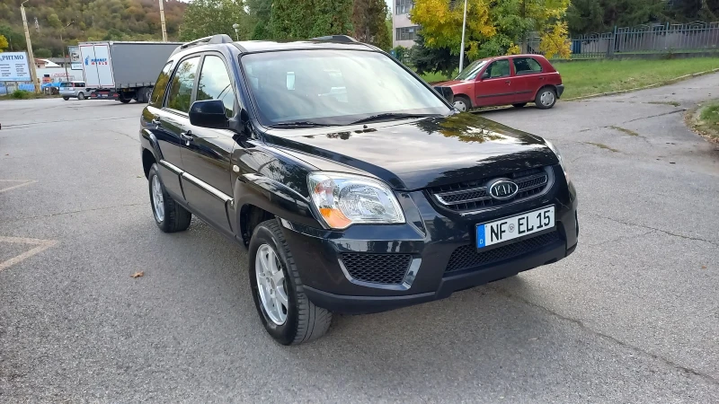 Kia Sportage 2, 0i 4WD 141к.с , снимка 2 - Автомобили и джипове - 47525492