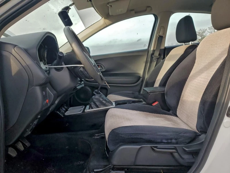 Honda Hr-v, снимка 7 - Автомобили и джипове - 52927211