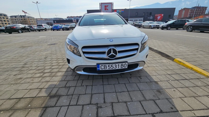 Mercedes-Benz GLA 200, снимка 2 - Автомобили и джипове - 52962828