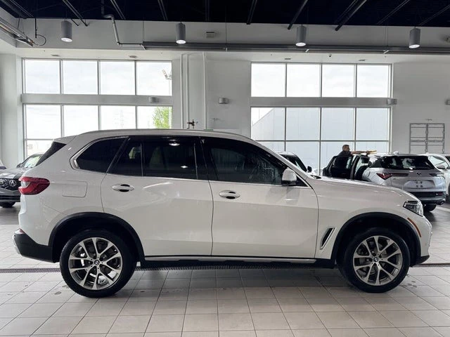 BMW X5 Laserlight* Harman Kardon* Driving Assistance , снимка 3 - Автомобили и джипове - 54978411