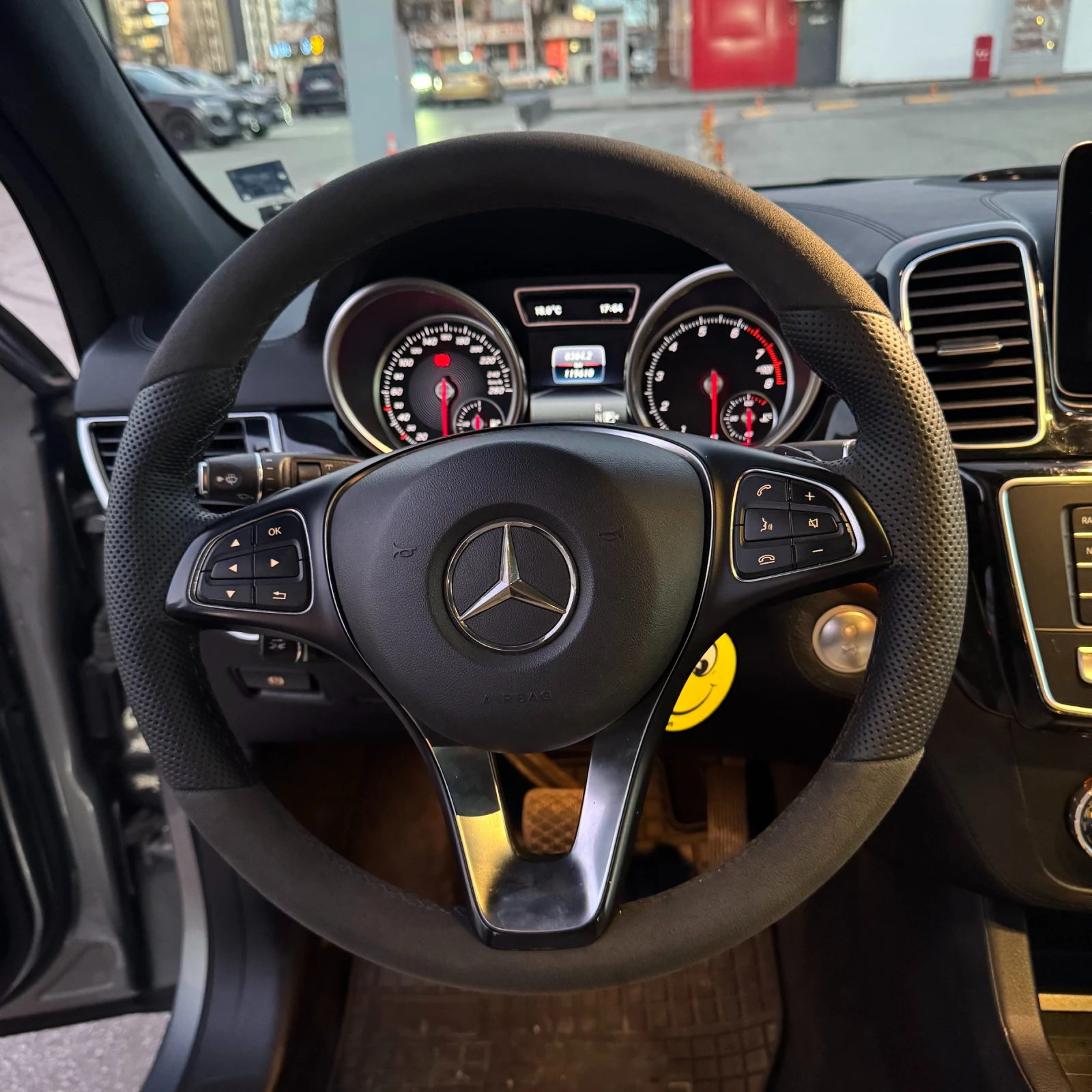 Mercedes-Benz GLE 500 4MATIC/AMG PACK/MASSAGE/360  | Mobile.bg   11