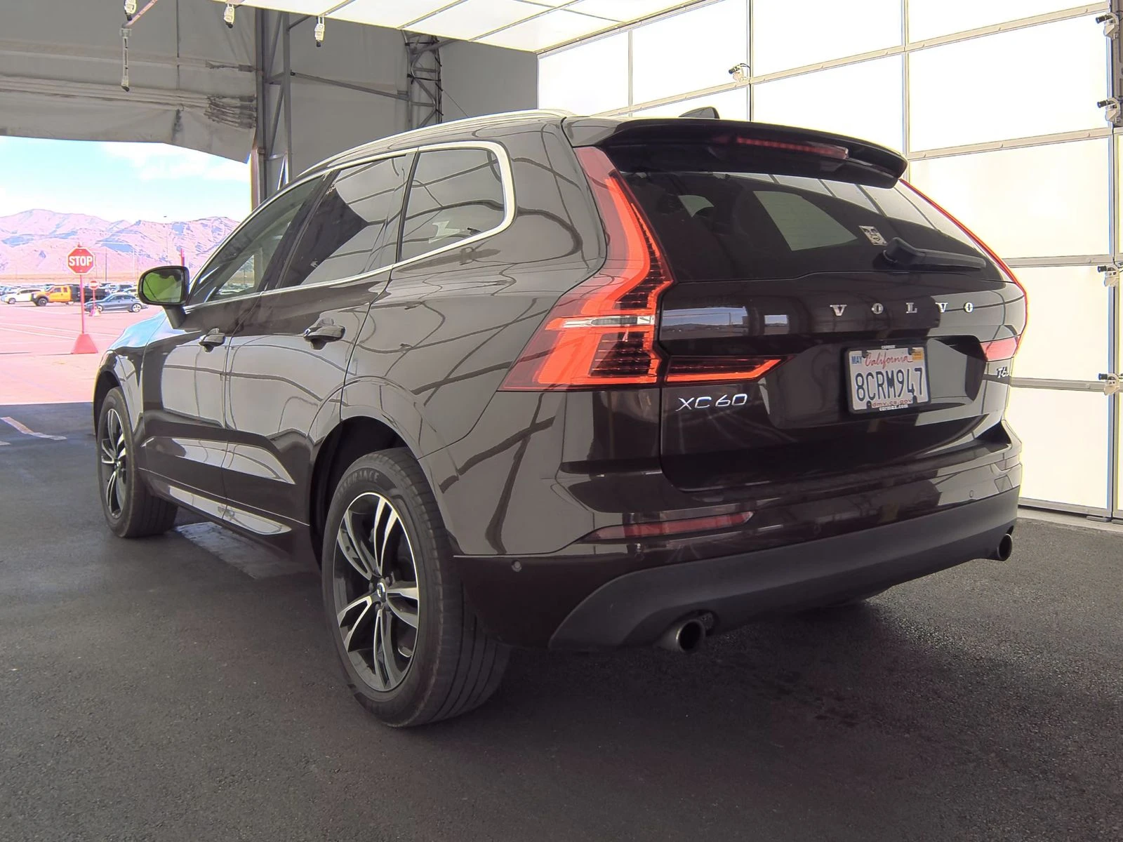 Volvo XC60 T6* ДИГИТАЛНО* ТАБЛО* 360КАМЕРА* ПАНОРАМА* ДИСТРОН - изображение 4