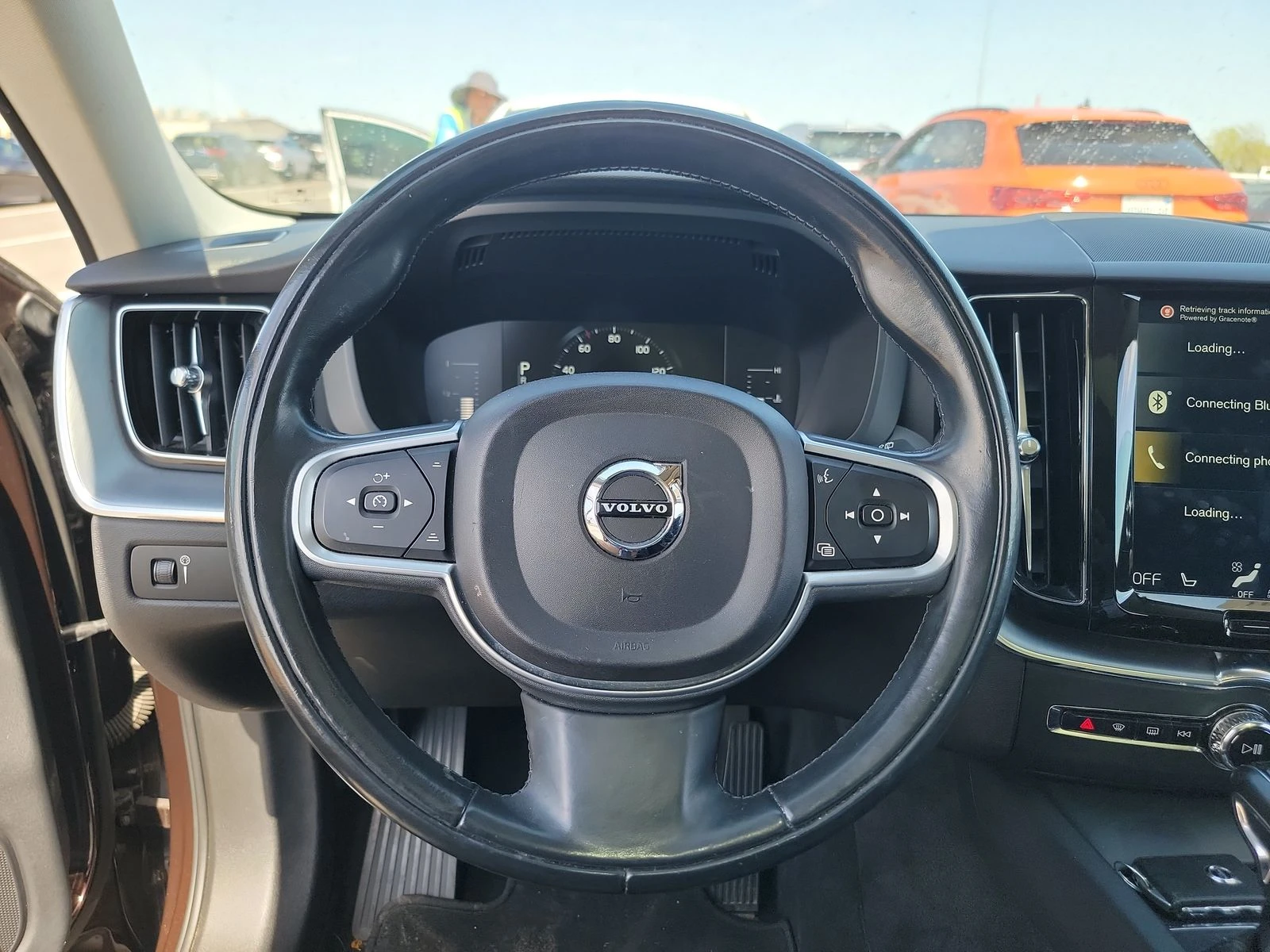 Volvo XC60 T6* ДИГИТАЛНО* ТАБЛО* 360КАМЕРА* ПАНОРАМА* ДИСТРОН - изображение 8