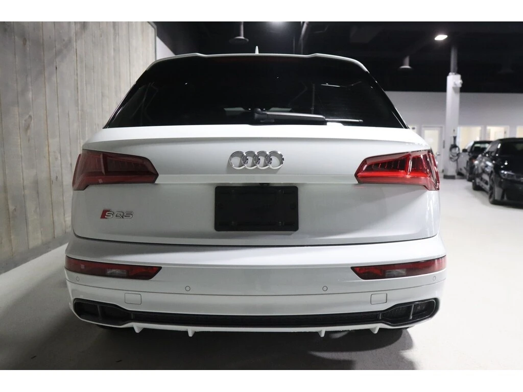 Audi SQ5 * АВТО КРЕДИТ* ЦЕНА ДО БГ * СЕРВИЗНА ИСТОРИЯ *  - изображение 6