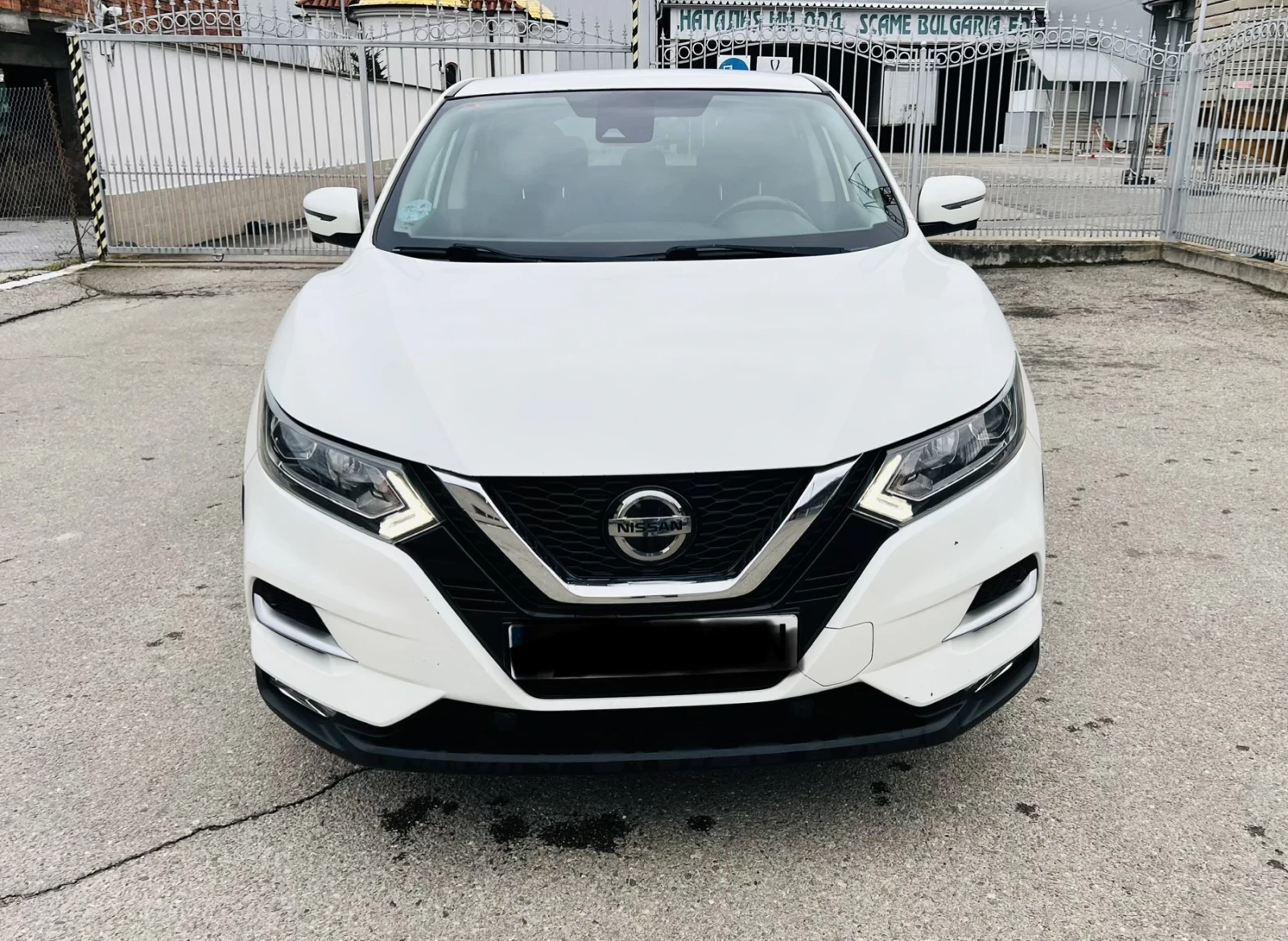 Nissan Qashqai  автомат 360 камери - изображение 2