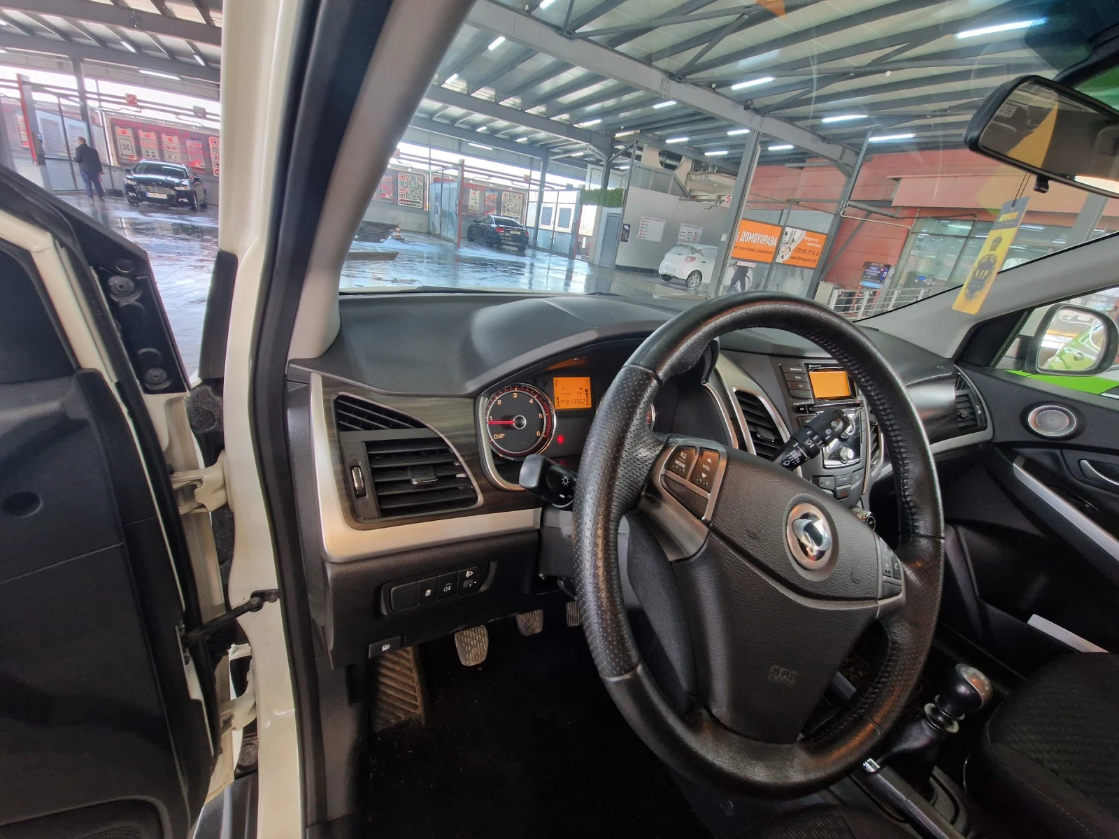 SsangYong Korando, снимка 8 - Автомобили и джипове - 53712941