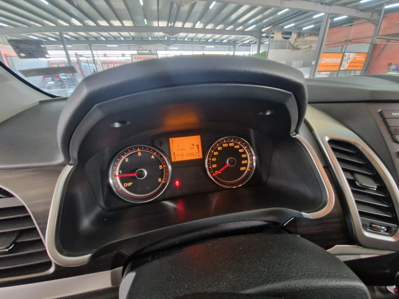 SsangYong Korando, снимка 9 - Автомобили и джипове - 53712941