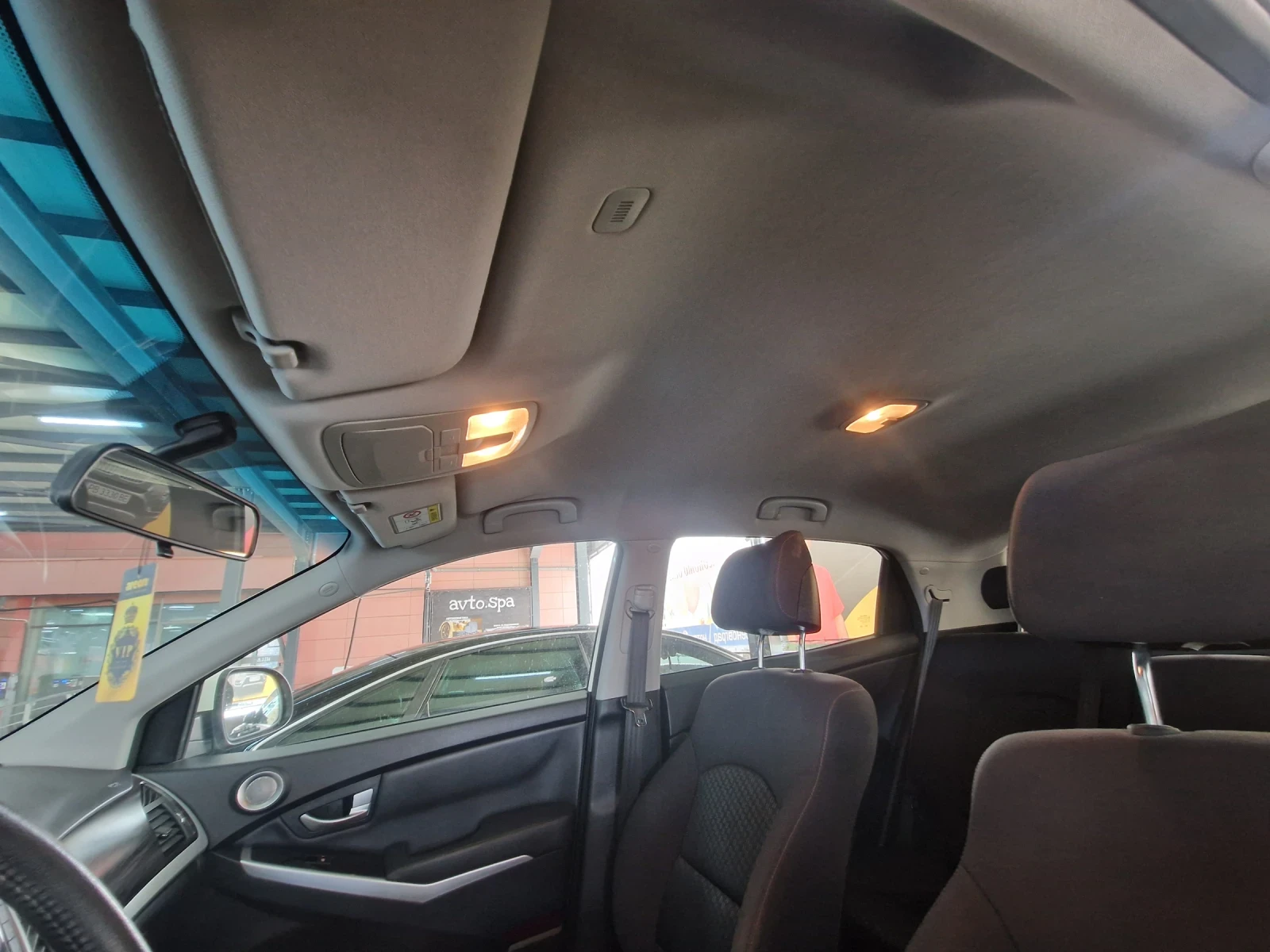 SsangYong Korando, снимка 14 - Автомобили и джипове - 53712941