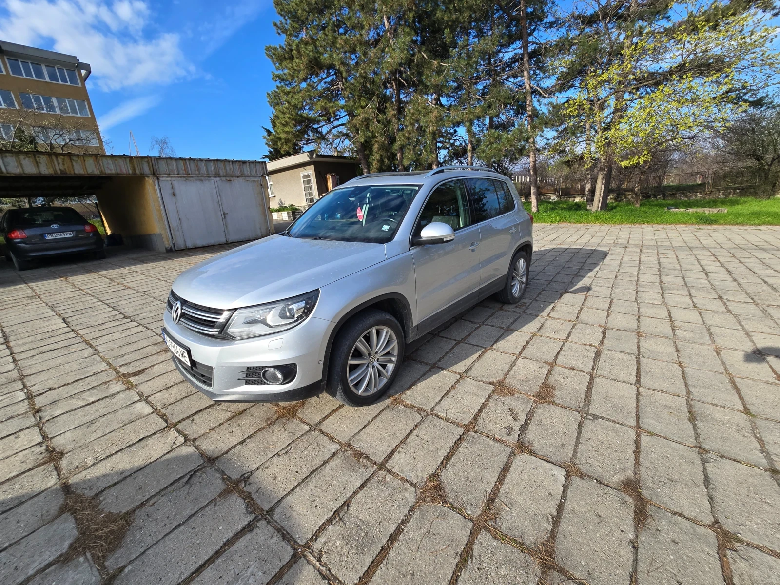 VW Tiguan 2.0 TDI АВОМАТ ПАНОРАМА, снимка 6 - Автомобили и джипове - 54043990