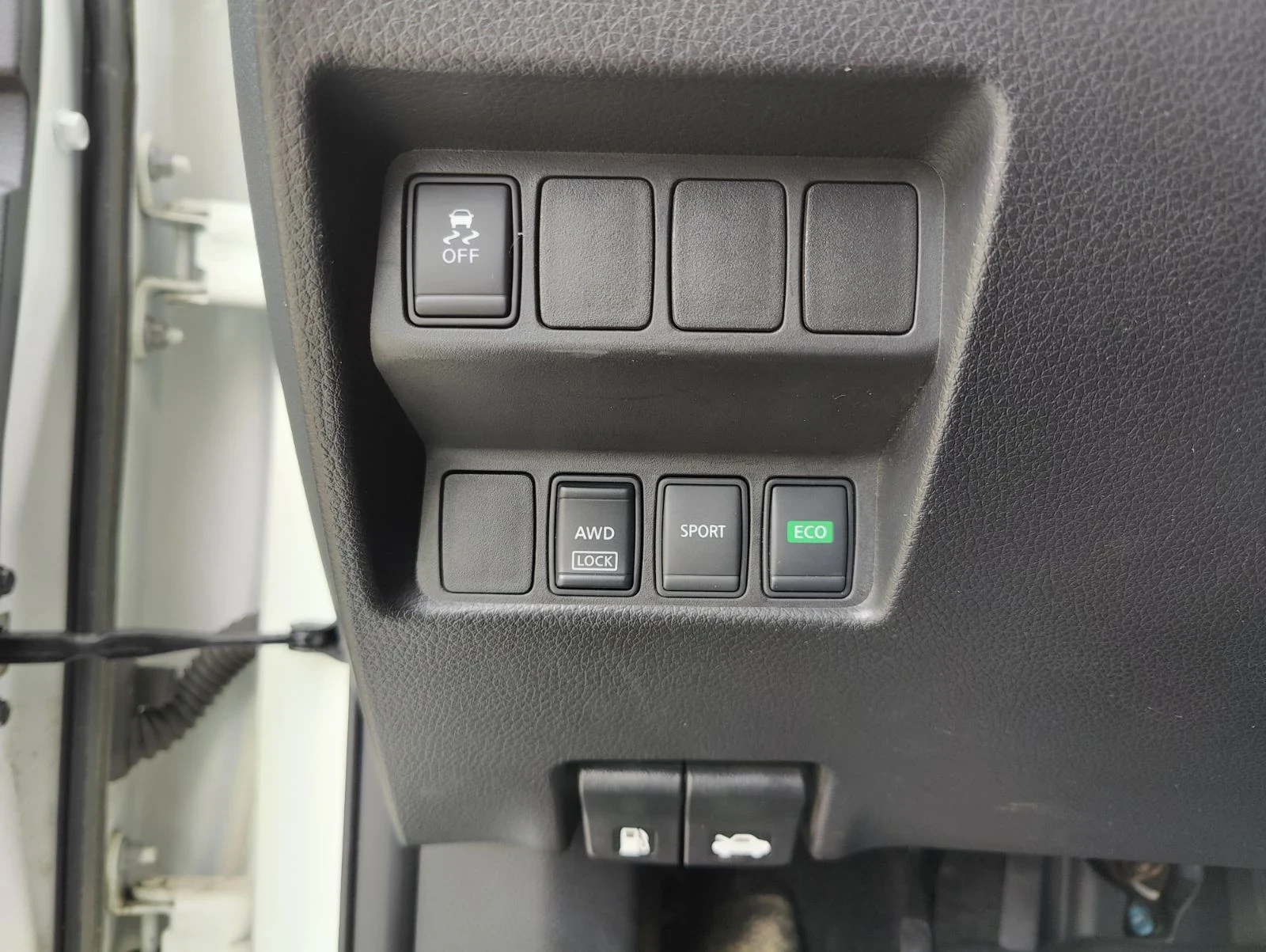 Nissan Rogue AWD, снимка 12 - Автомобили и джипове - 54176031