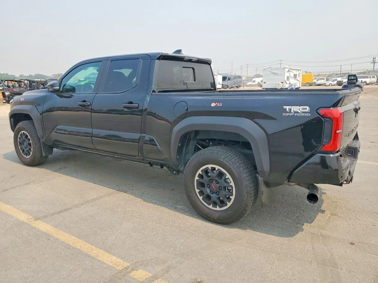 Toyota Tacoma 2.4l Trd Off-Road, снимка 2 - Автомобили и джипове - 56044292