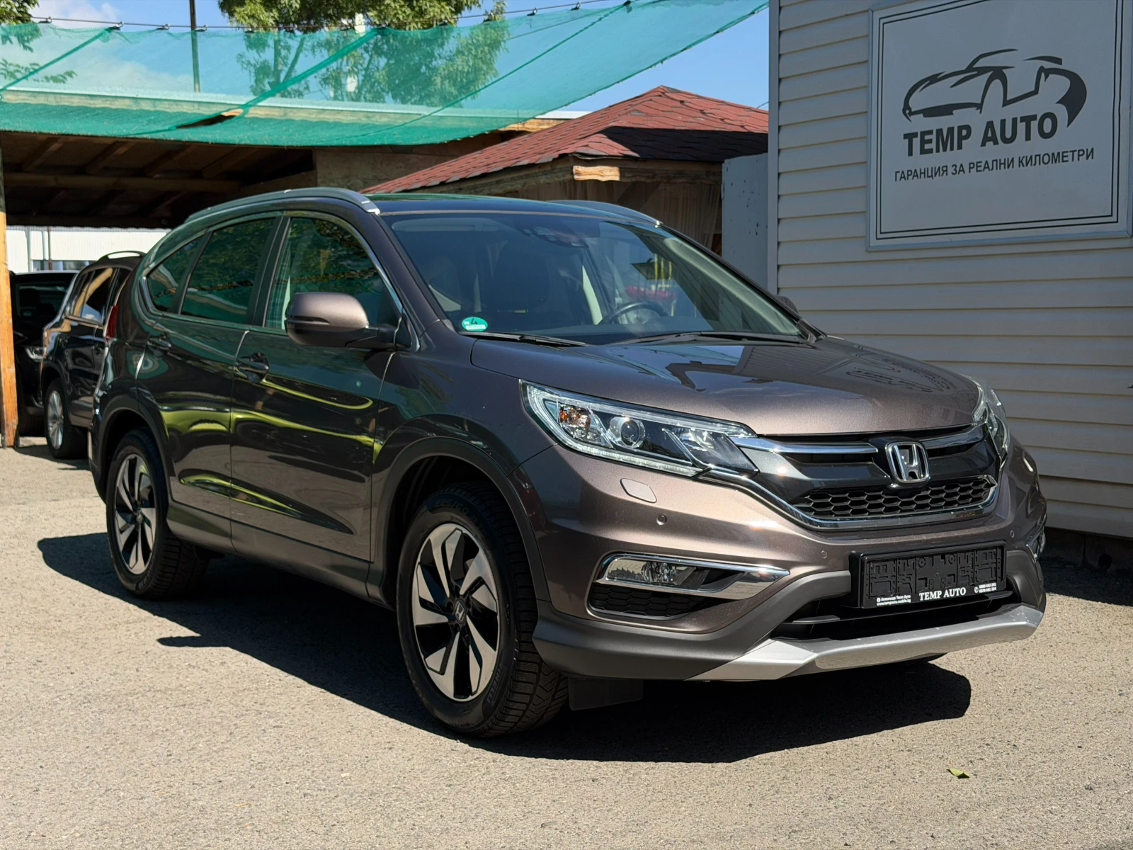 Honda Cr-v 2.0i* EXECUTIVE* 4x4* СЕРВИЗНА КНИЖКА С ПЪЛНА ИСТО, снимка 3 - Автомобили и джипове - 56073608