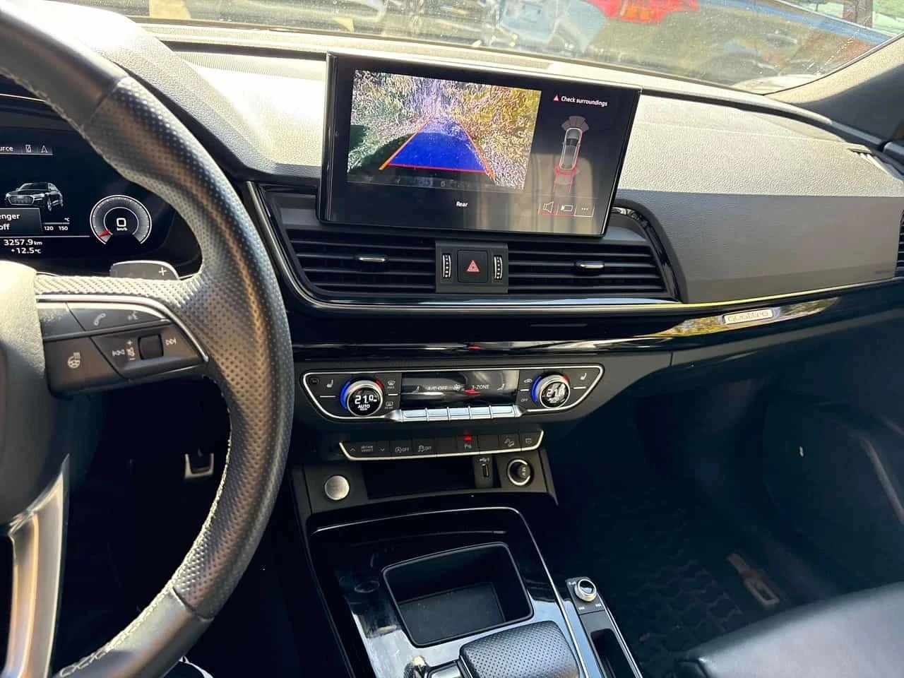 Audi Q5, снимка 9 - Автомобили и джипове - 56686117