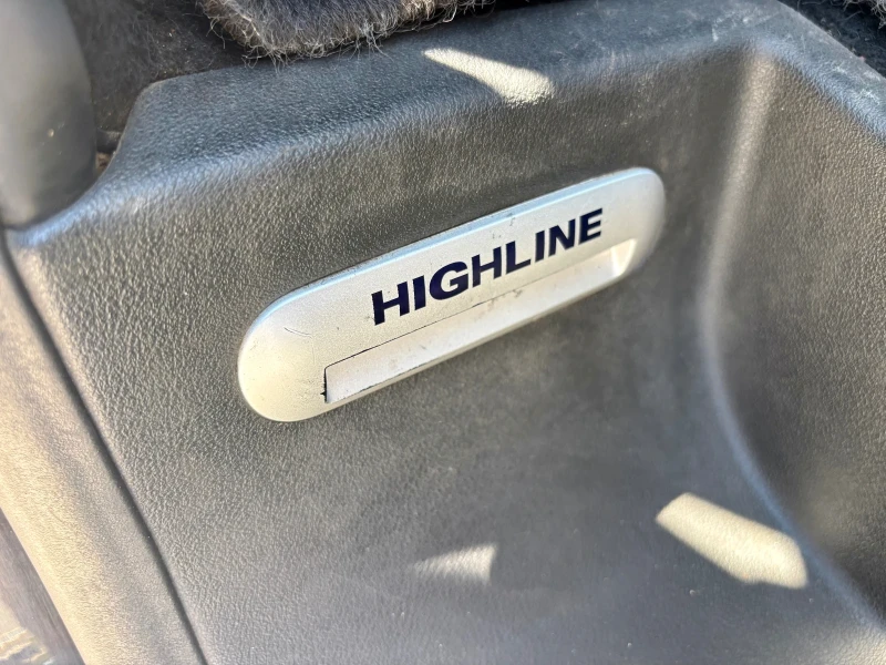 VW Caravelle 2.0TDI 204k CARAVELLE XL TOP, снимка 13 - Бусове и автобуси - 51806138