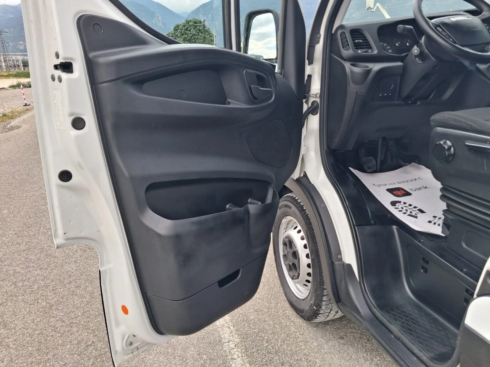 Iveco 35s15 2.3 150 кс на възглавници италия, снимка 9 - Бусове и автобуси - 55148551