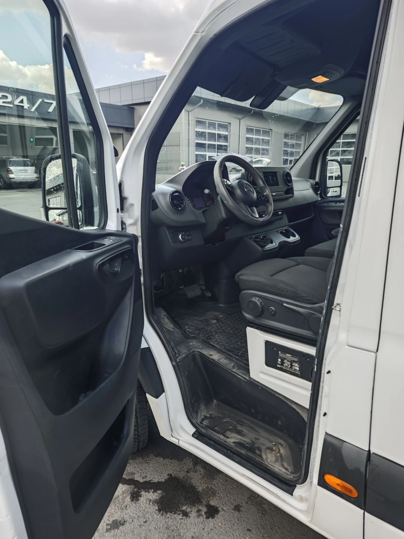 Mercedes-Benz Sprinter 318 317 cdi, снимка 6 - Бусове и автобуси - 55315069