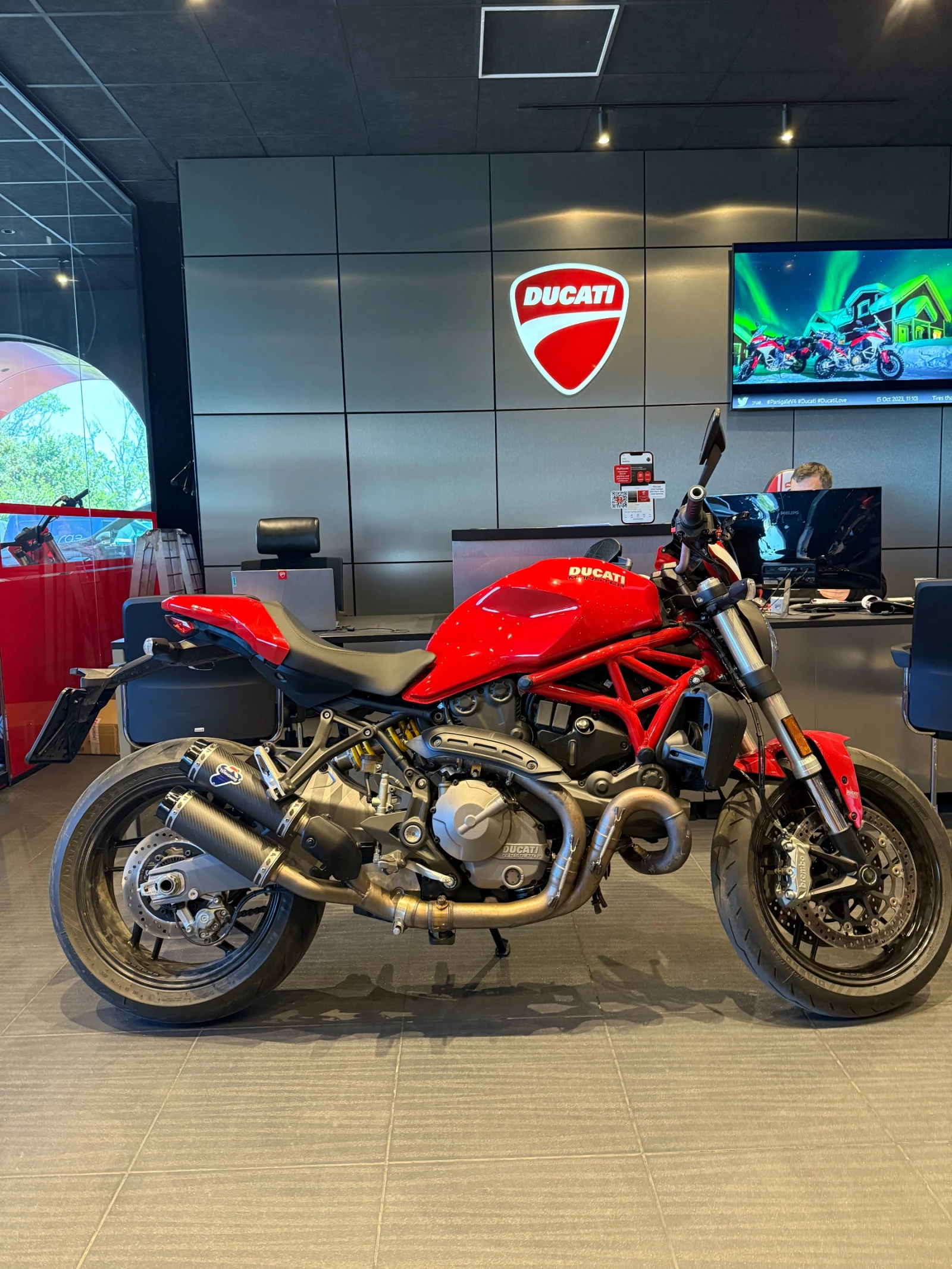 Ducati Monster 821