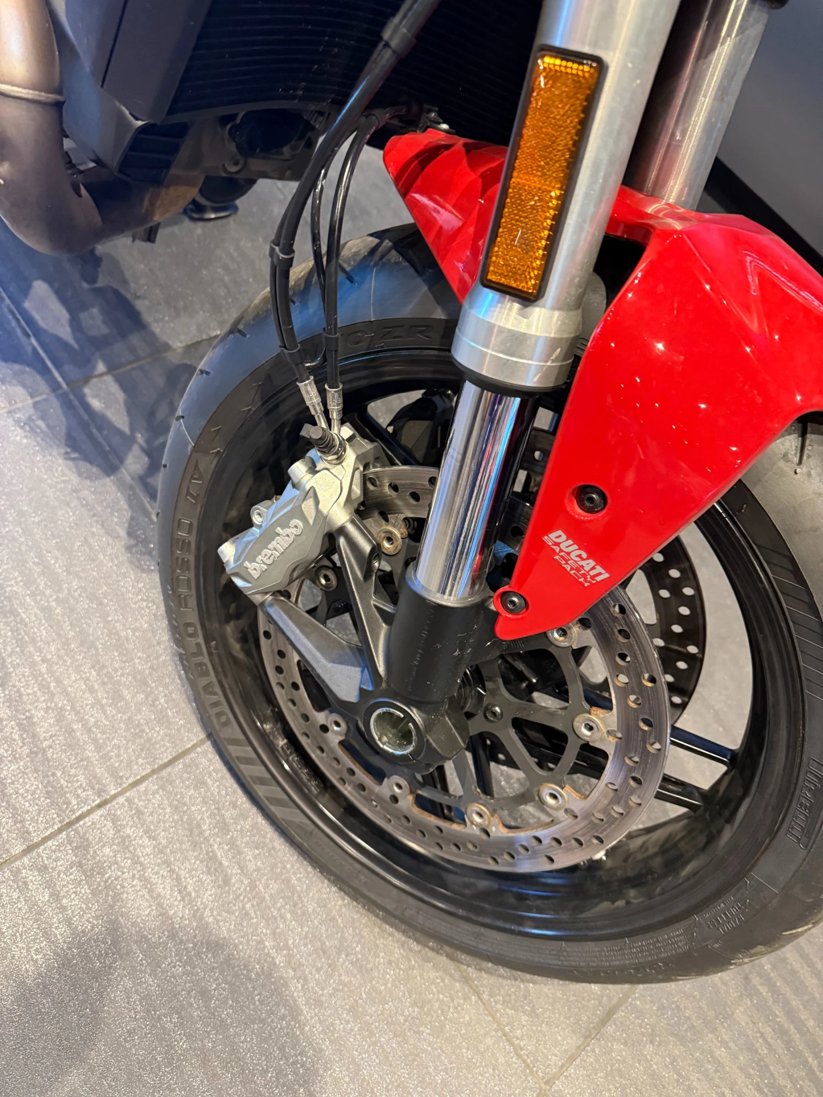 Ducati Monster 821, снимка 10 - Мотоциклети и мототехника - 54549337