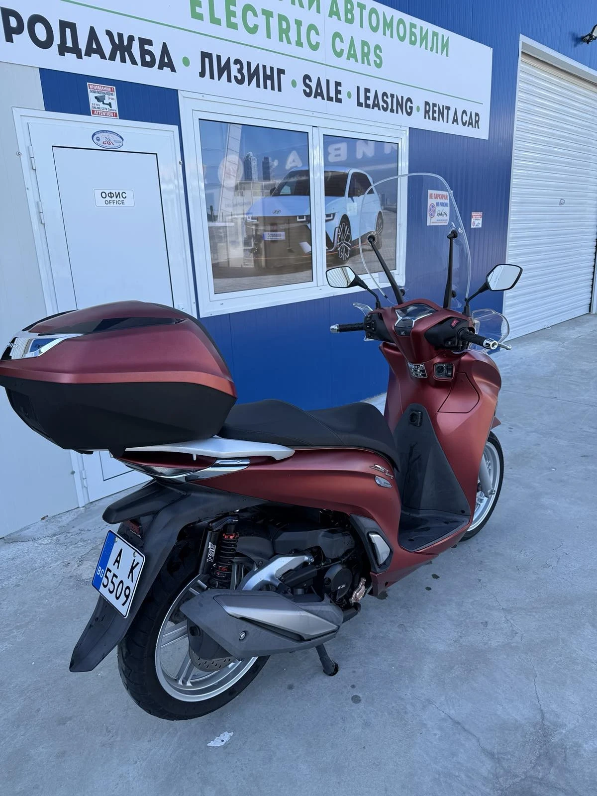 Honda Sh 350i, снимка 4 - Мотоциклети и мототехника - 54609691