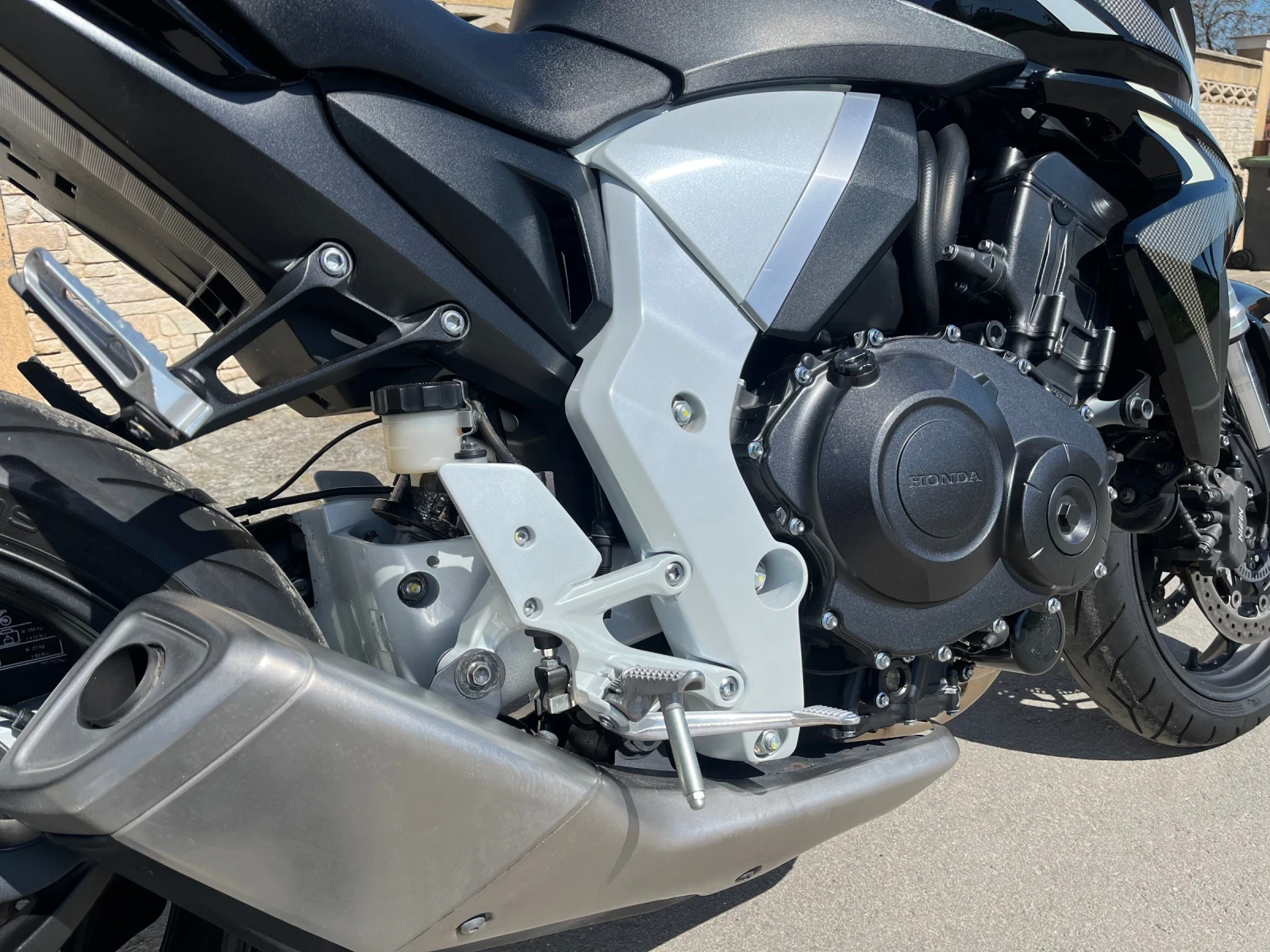 Honda Cb 1000RA ABS, снимка 15 - Мотоциклети и мототехника - 55994151