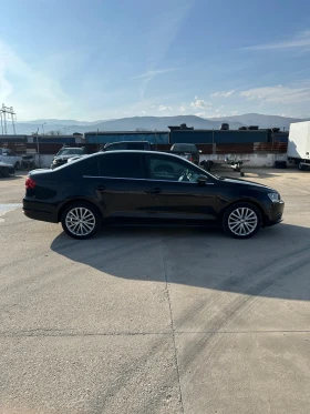 VW Jetta Хибрид, снимка 4