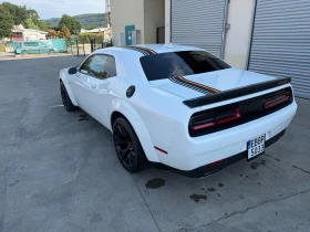 Dodge Challenger Scatpack widebody hemi orange, снимка 5