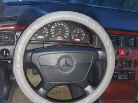 Mercedes-Benz E 220, снимка 9