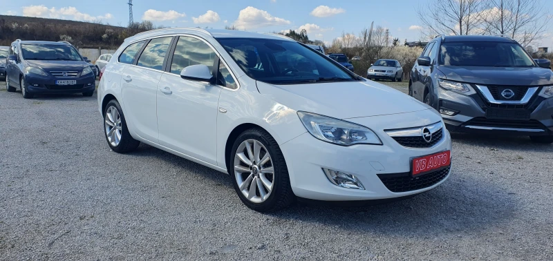 Opel Astra 1, 7CDTI COSMO, снимка 2 - Автомобили и джипове - 46353794