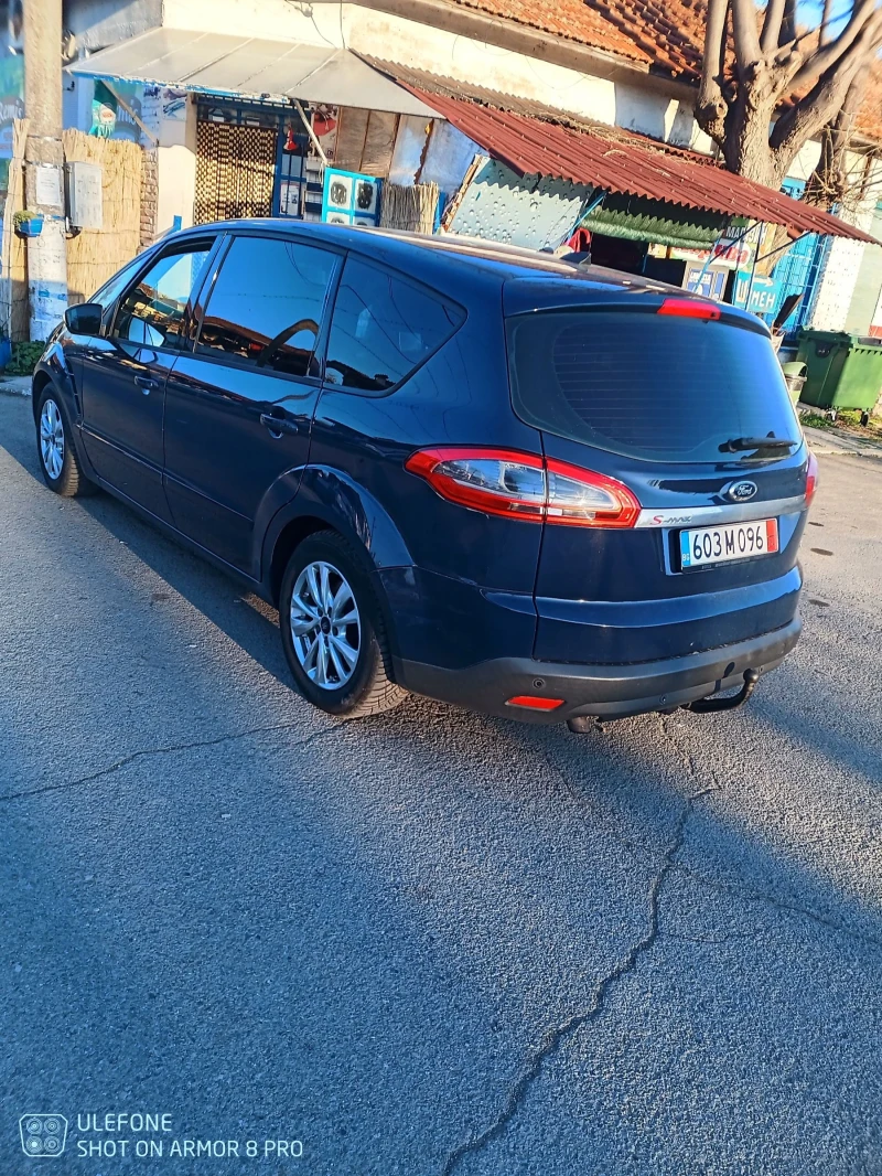 Ford C-max, снимка 8 - Автомобили и джипове - 47475093