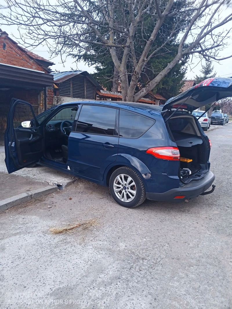 Ford C-max, снимка 9 - Автомобили и джипове - 47475093