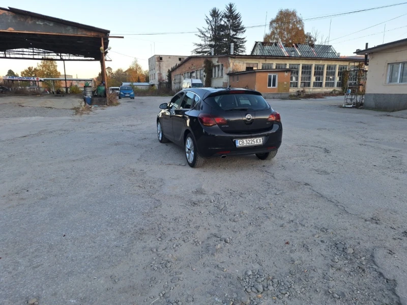 Opel Astra, снимка 3 - Автомобили и джипове - 48924204