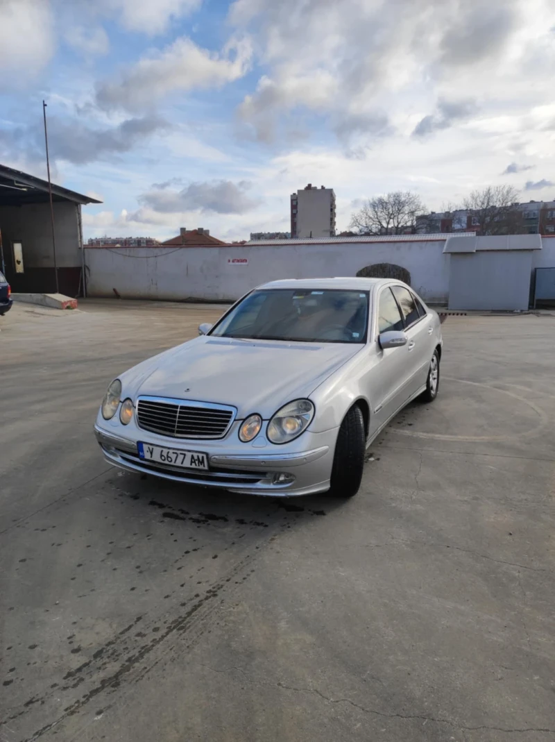 Mercedes-Benz E 270, снимка 1 - Автомобили и джипове - 48371458