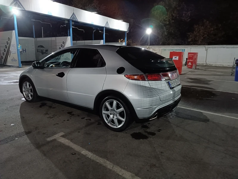 Honda Civic, снимка 8 - Автомобили и джипове - 49017444