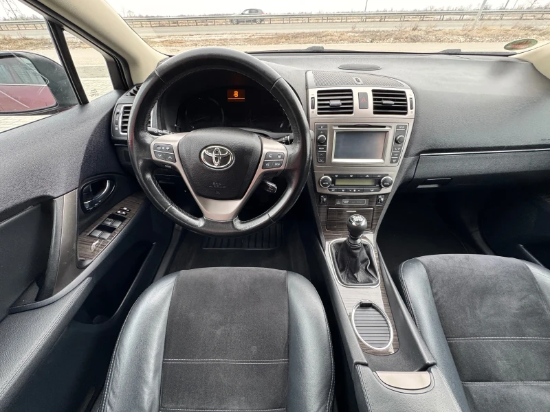 Toyota Avensis 1.8 VVT-i FACE / EXECUTIVE / NAVI / KOJA / CAMERA, снимка 10 - Автомобили и джипове - 49262361