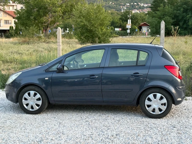 Opel Corsa 1.2 i 80 ps 2008 г, снимка 6 - Автомобили и джипове - 51396218