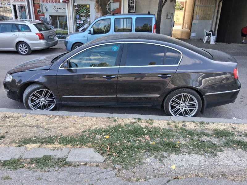 VW Passat, снимка 7 - Автомобили и джипове - 52634746