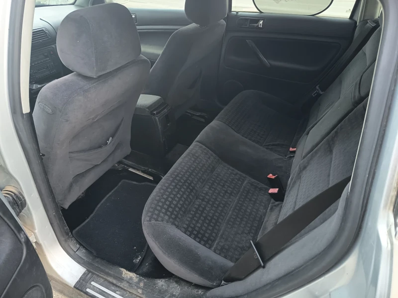 VW Passat 1.9 tdi, снимка 6 - Автомобили и джипове - 52941954