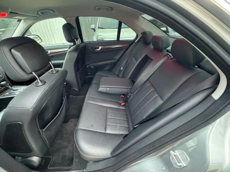 Mercedes-Benz C 280, снимка 9 - Автомобили и джипове - 52992310