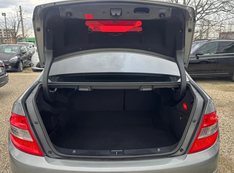 Mercedes-Benz C 280, снимка 11 - Автомобили и джипове - 52992310
