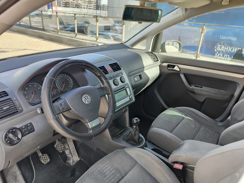 VW Touran 2.0 Metan, снимка 10 - Автомобили и джипове - 53442088
